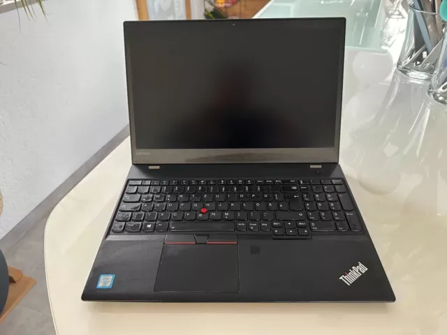 Lenovo ThinkPad T570 Notebook Full HD 15.6" | i5-6300U 8GB Ram 256 GB SSD