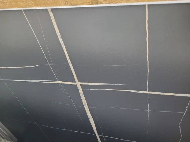 Large Tile Sintered Stone Black