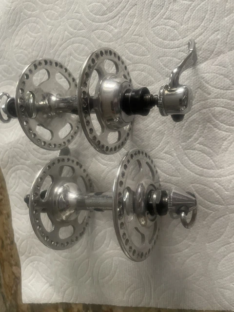 Vintage Rare CAMPAGNOLO RECORD Factory Drilled SCHWINN PARAMOUNT DRILLIUM Hubs Vintage Rare CAMPAGNOLO RECORD Factory Drilled SCHWINN PARAMOUNT DRILLIUM Hubs