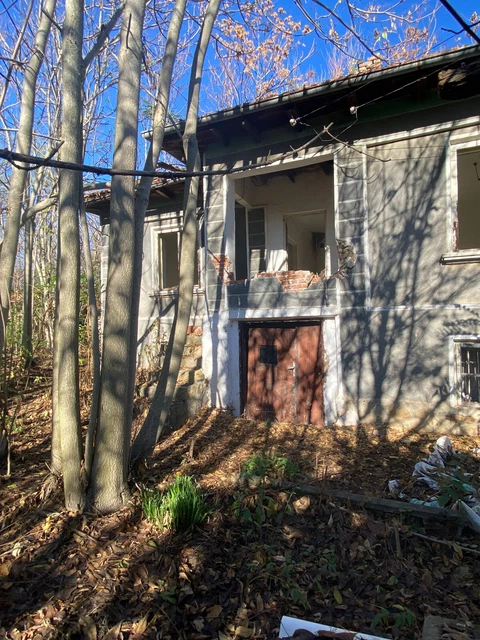 VT Bargain Bulgaria property big land + outbuilding Bulgarian house Pay Monthly