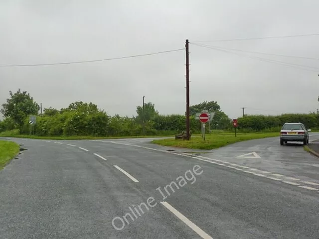 Photo 6x4 Junction of Stubbs Road and Willowbridge Road Little Smeaton/S c2010