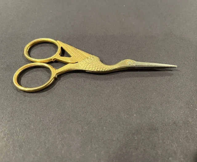 VINTAGE DETAILED GOLDEN Crane Stork Bird Scissors Gold Sewing