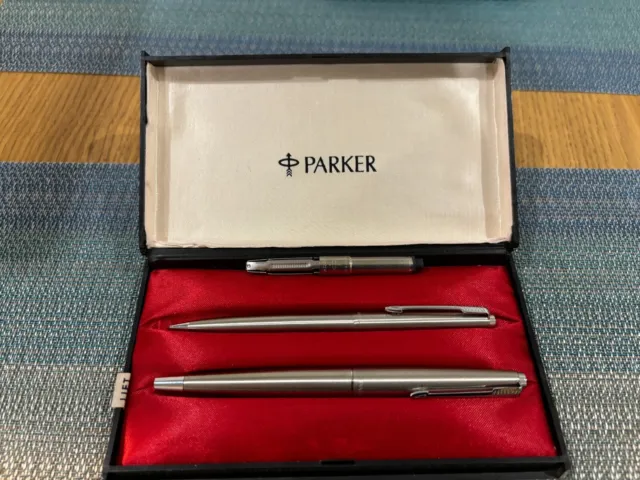 Parker 45 Flighter 1970's Cartridge Fountain Pen And Mechanical Pencil Set