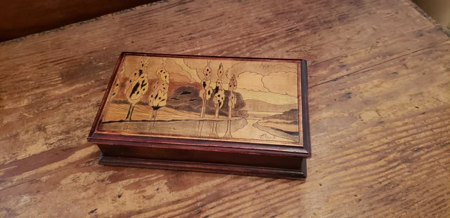 Boîte En Bois Ancienne Pyrogravée - Vintage - Rangement Déco