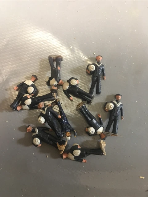 100 Figurines Assises échelle N (1:160) Pour Modélisme Ferroviaire - Peintes, Livrées D'Allemagne