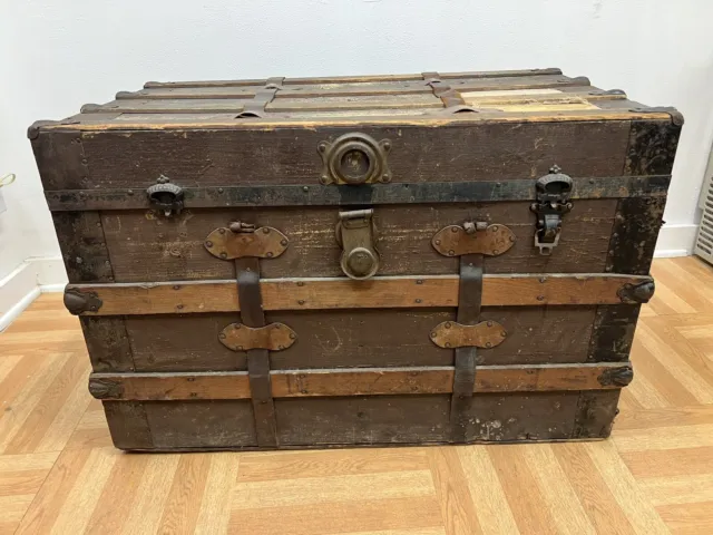 Vintage WOOD STEAMER TRUNK w Tray chest coffee table storage box antique decor