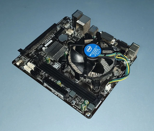 GIGABYTE GAH81MS2V MICRO ATX Motherboard with CPU and Cooling Fan £0.