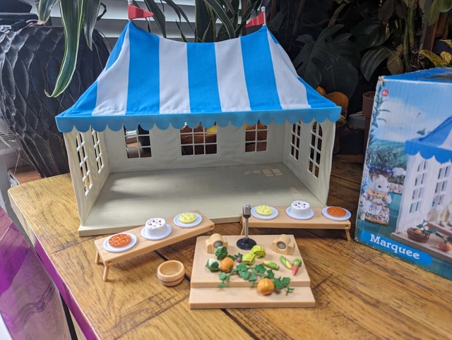 SYLVANIAN FAMILIES MARQUEE. Original Box. Vintage Flair/Retired