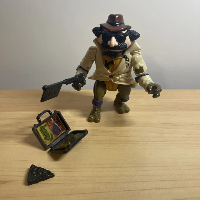 Don the Undercover Turtle 1990 TMNT Teenage Mutant Ninja Turtles Playmates Toys