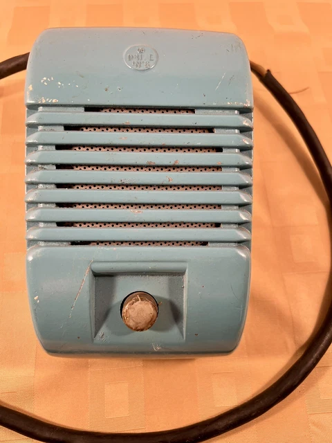 Single Drive-In Movie Car Show Prop Speaker With Knob