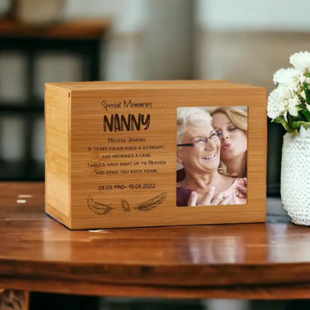 Urna cremazione commemorativa piccola in legno nonna personalizzata con spazio fotografico PM-12