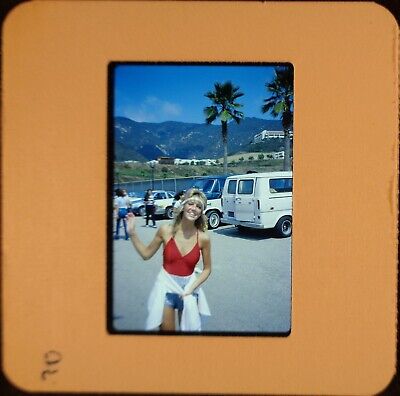 BR8-399 80s HEATHER LOCKLEAR SEXY ACTRESS CELEBRITY CANDID ORIG 35MM COLOR SLIDE