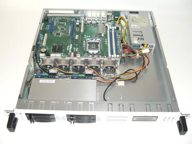 ASRock E3C236D4M-4L, Intel C236, 4X 2,5" SFF, 400W 1U Barebone Rack Server