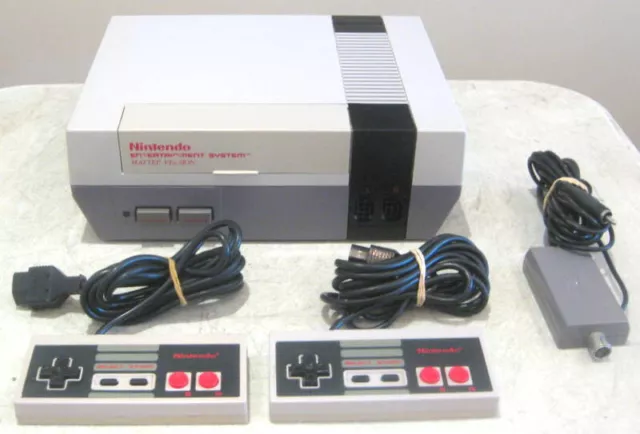 Nintendo NES Mattel Console + 2 Controllers & Accessories