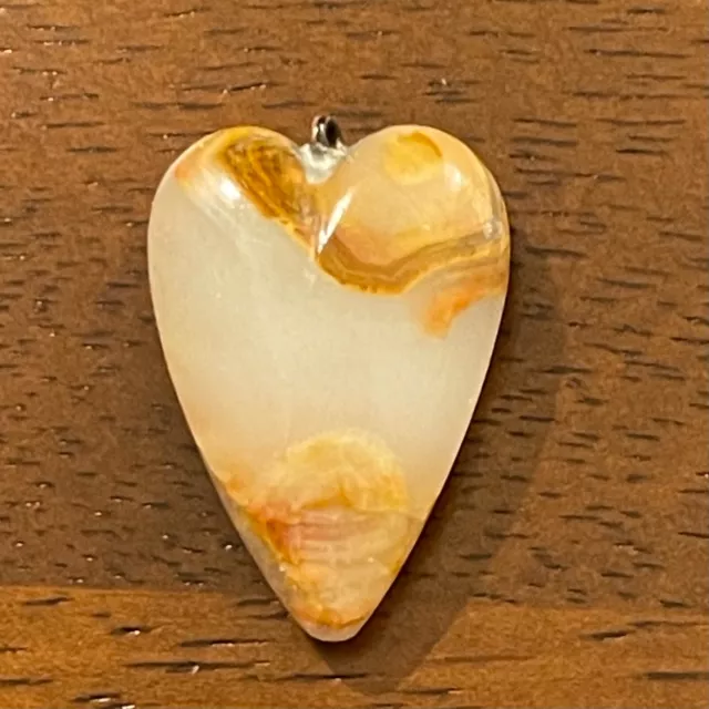 Vintage/Antique Victorian Banded Hand Carved Heart Shaped 3 Dimensional Agate