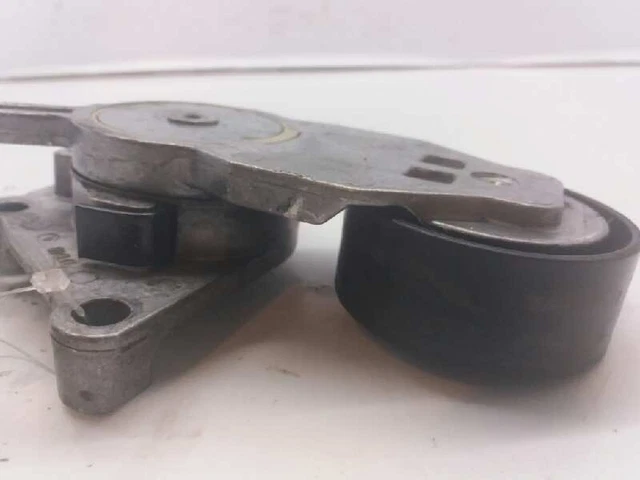 TF049 galet tendeur pour CITROEN C4 GRAND PICASSO I 1.6 HD 2010 2696506 2