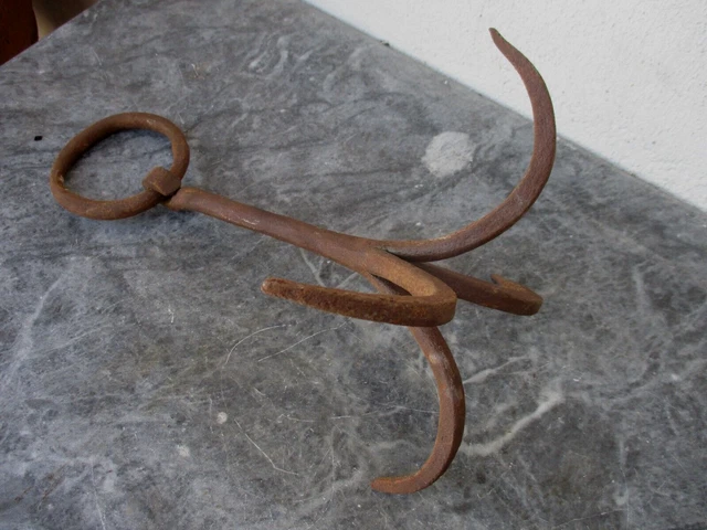 Antique Blacksmith Wrough 4 Claws Rustic Old Anchor Grappling Maritime Hook