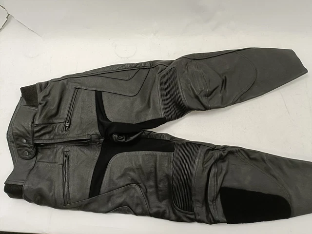 RK Pantaloni Moto Sportivi UK 32 Corti Pelle Nera/Poliestere