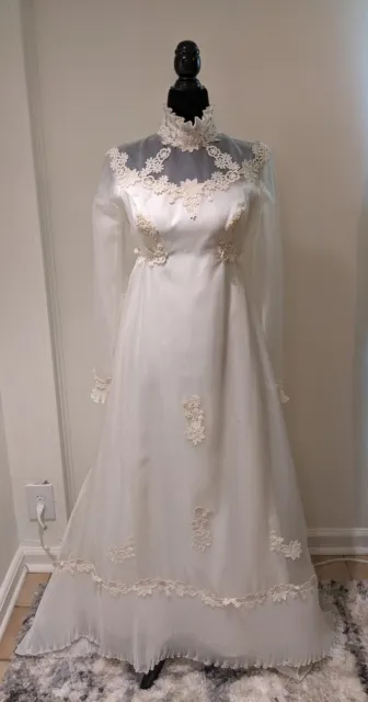 Vintage 1960s ILGWU Union Made Wedding Dress Off White Applique High Neckline