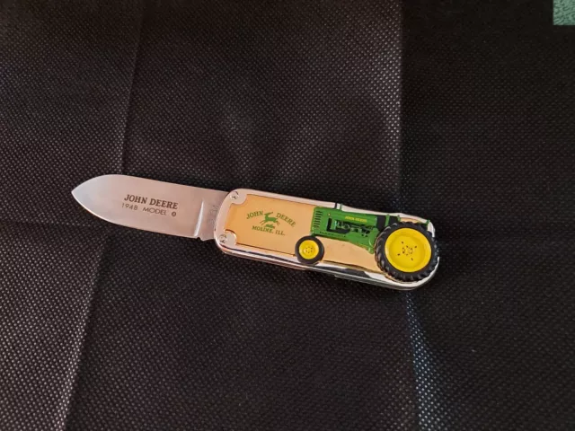 Set of 2 - Franklin Mint John Deere Collector's Tractor Pocket Knives (2)