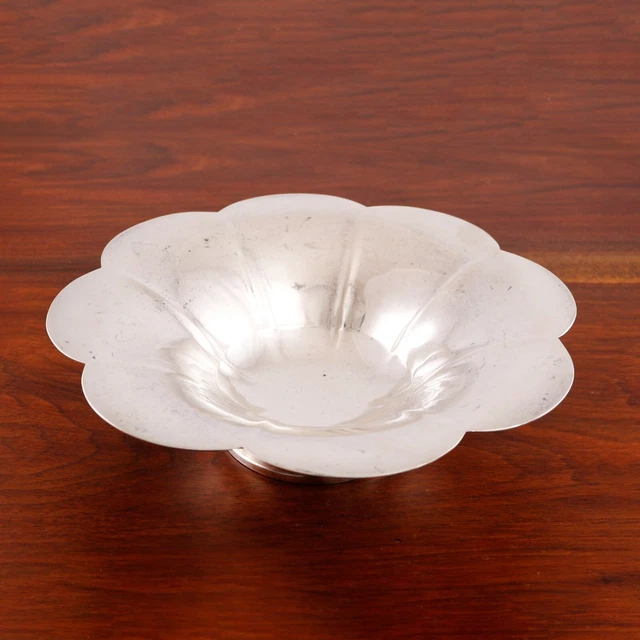 Tiffany Mid-Century Modern Sterling Silver Bowl #23849 Floriform No Monogram