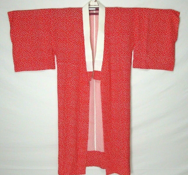 Juban red silk, kimono yuban under garment, flower jyuban from Japan