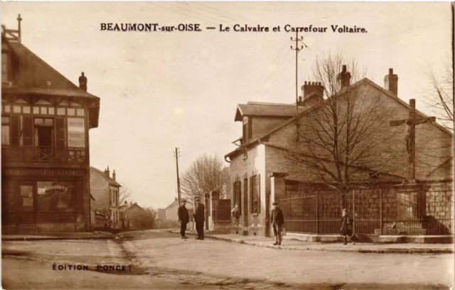 CPA Beaumont-sur-Oise - Le Calvaire et Careefour Voltaire (290803)
