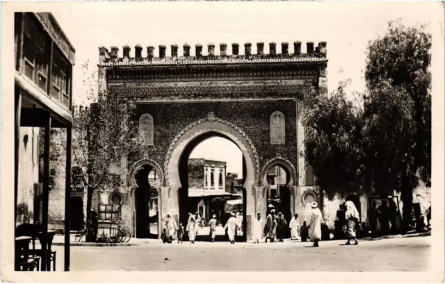 CPA AK MAROC FES - Place et Porte de Boujeloud (92582)