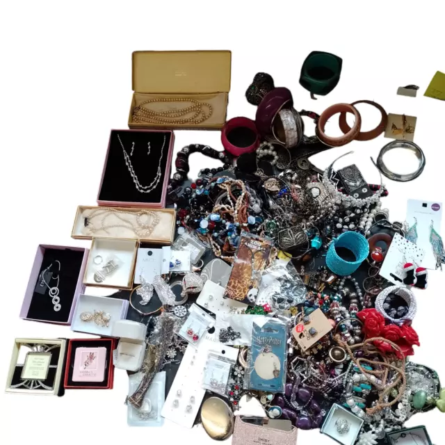 Job Lot Of Costume/Craft Jewellery Over 5Kg