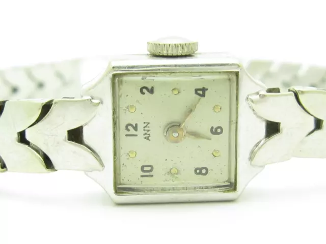 Vintage ANN 14k or Blanc Vent Up de Valeur Femmes Rectangulaire Montre or Massif