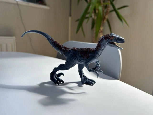 Posable Raptor JURASSIC WORLD DINOSAUR Velociraptor Raptor Blue Red Attack Pack Mattel ...