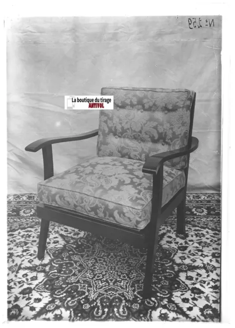 Plaque verre photo ancienne positif noir & blanc 13x18 cm fauteuil vintage