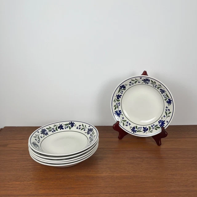 4 Coupelles Churchill – Motif Milles Fleurs – Porcelaine – Occasion