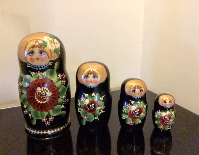 Russian Nesting Babushka Matryoshka Hand Paint Wooden Dolls Set 4 Piece