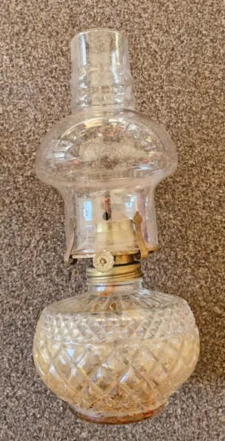 Vintage LAMPLIGHT FARMS Diamond Cut Oil Lamp