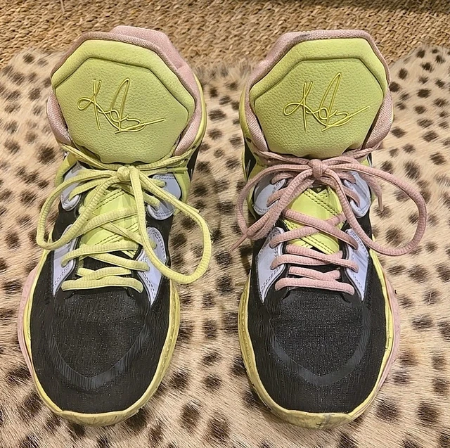 OFF-WHITE × NIKE AIR VAPORMAX \