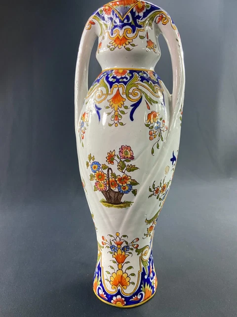 Paire de vases de Rouen en fonte émaillées