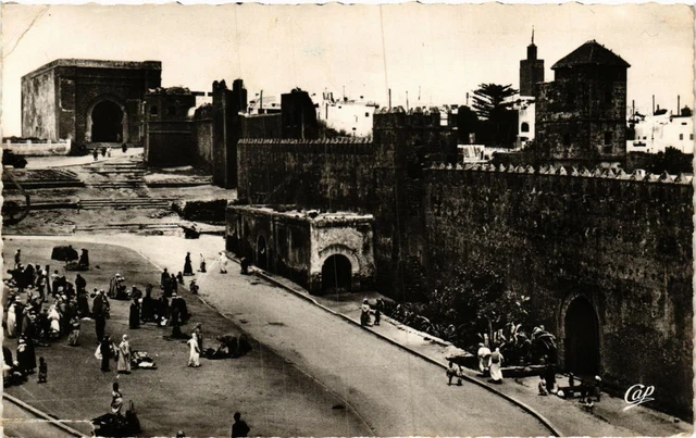 CPA AK Rabat - Les Remparts des Oudaias MAROC (963721)