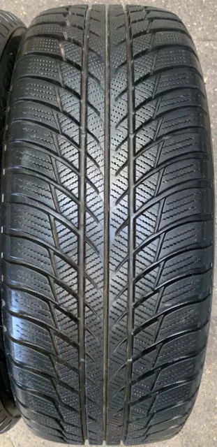 2 Winter Tires Bridgestone Bidgestone Blizzak LM001 205/60 R16 92H M+S RA5756 2