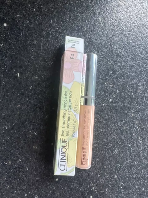 Clinical Line Smoothing Corrector 8g - Light 02