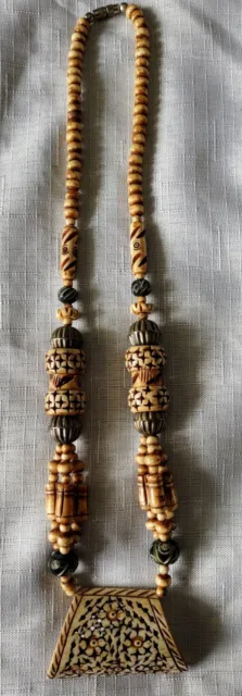 Rare Beautiful Vintage African Tribal Necklace With Engraved Pendant