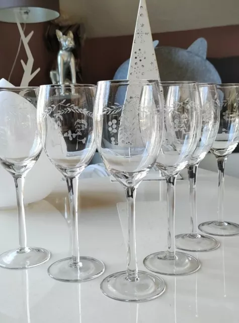 Art Déco. Lot de 6 grands verres à pied en cristal taillé. A décor d épis de blé