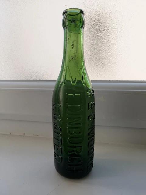 Victorian G C Moore Edinburgh Ltd Crown Cap Applied soda / beer bottle