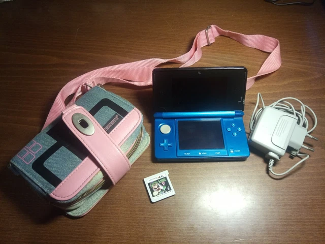 Nintendo 3DS Aqua Blue Handh System + Custodia, Luigi's Mansions 2 e Cavo