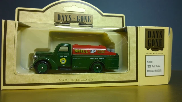 Modèle Réduit Ford Tanker 1935 - Marque Lledo 1/72 - En Métal, Avec Boîte D'origine - Occasion Excellente