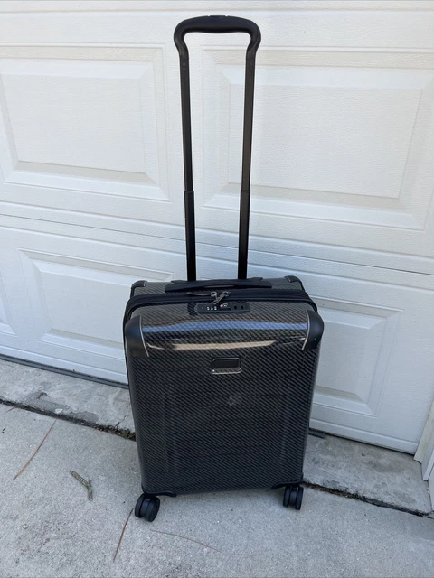 TUMI Tegra Lite 3 Continental 4-Wheeled Carry-On Exp Graphite Black 2803102 $925