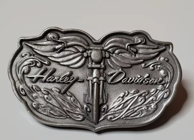 Harley Davidson Motorcycle w/Angel Wings Collectible Pin Badge Biker Silver Tone