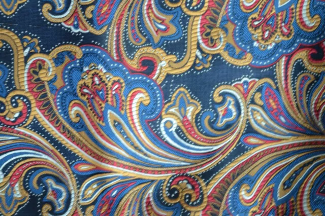 Vintage Hisdern navy blue cravat / ascot with paisley pattern