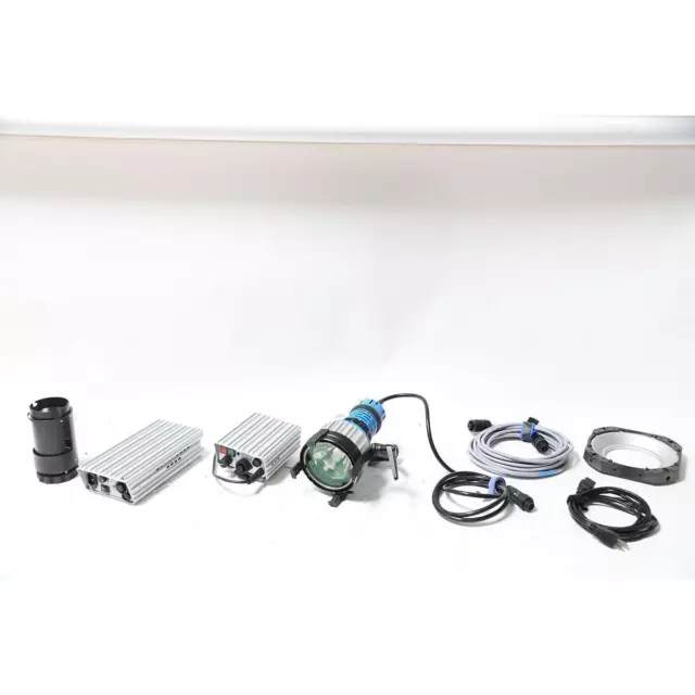 ARRI Arrilux 200 HMI Pocket PAR Light Kit with Ballast, HMI Lamp and Accessories