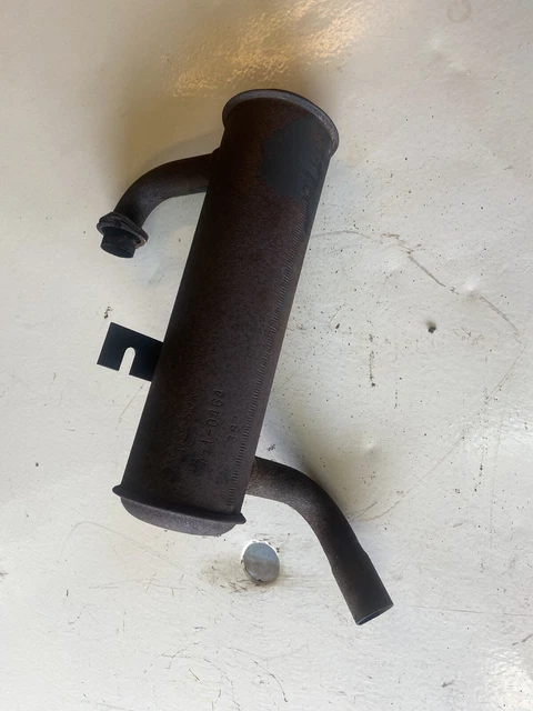Pot d'échappement pour moteur Briggs & Stratton (593581) - Motoculture